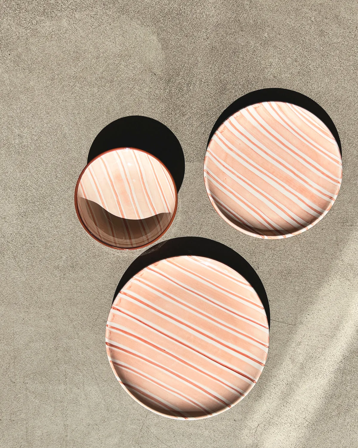 Casa Cubista Cabana Plates and Bowls - Pink