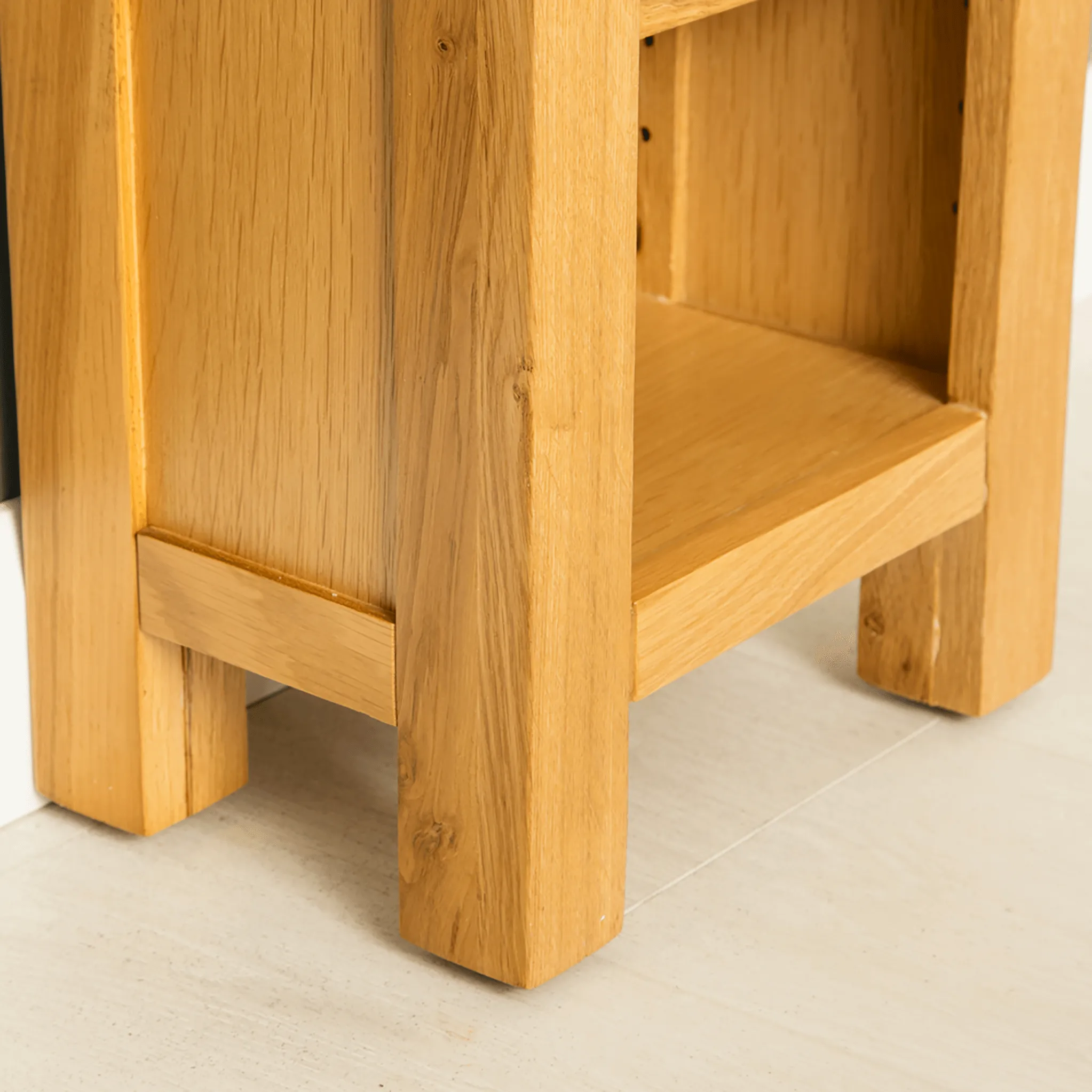 Poldark Oak DVD Stand